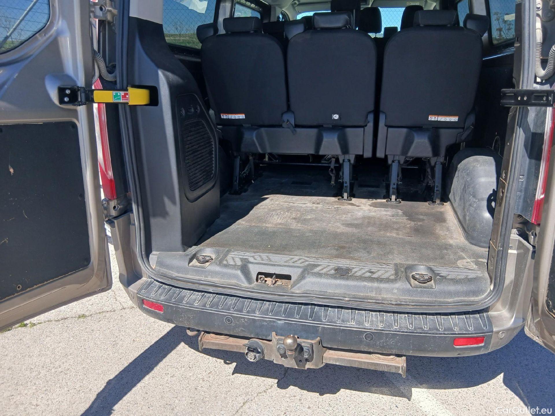  Ford  Transit FORD  Custom / 2012 / 4P / combi Kombi 2.0 TDCI 96kW 320 L2 Trend #1