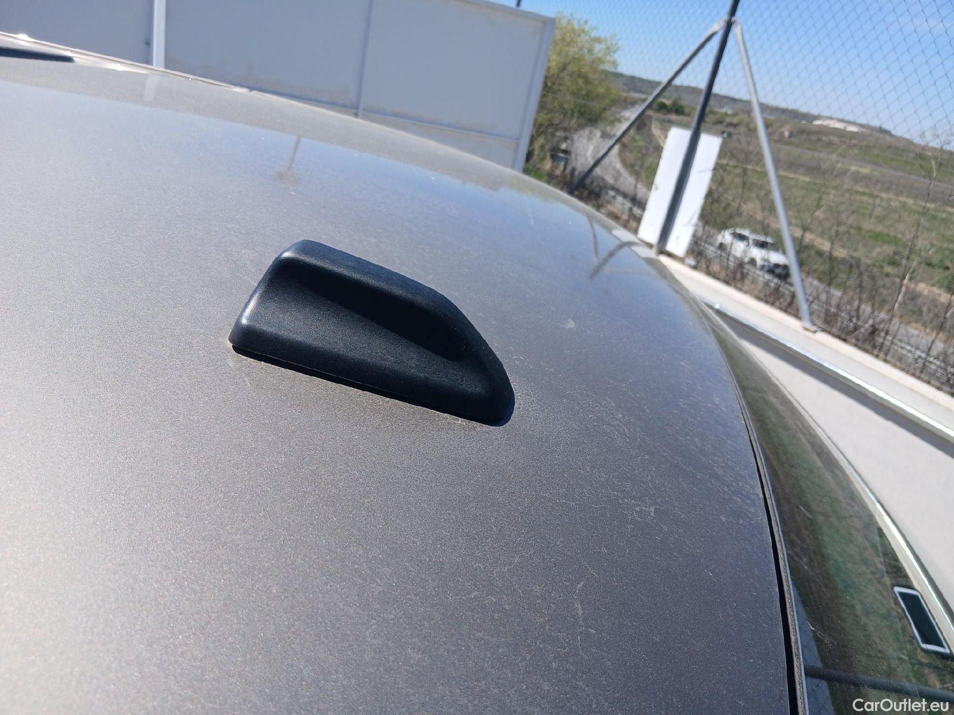  Ford  Transit FORD  Custom / 2012 / 4P / combi Kombi 2.0 TDCI 96kW 320 L2 Trend #48