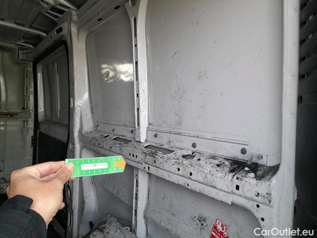  Fiat  Ducato FIAT  / 2014 / 4P / furgón Furgón 35 Medio 100kW Natural Power #11