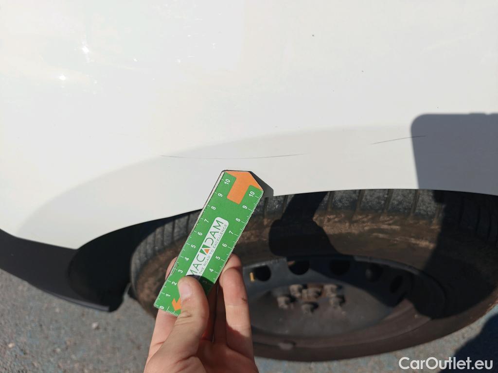  Fiat  Doblo FIAT Doblò Cargo/2015/4P/furgón derivado de turismo Cargo SX 1.3 Mjet 70 kW (95 CV) #89