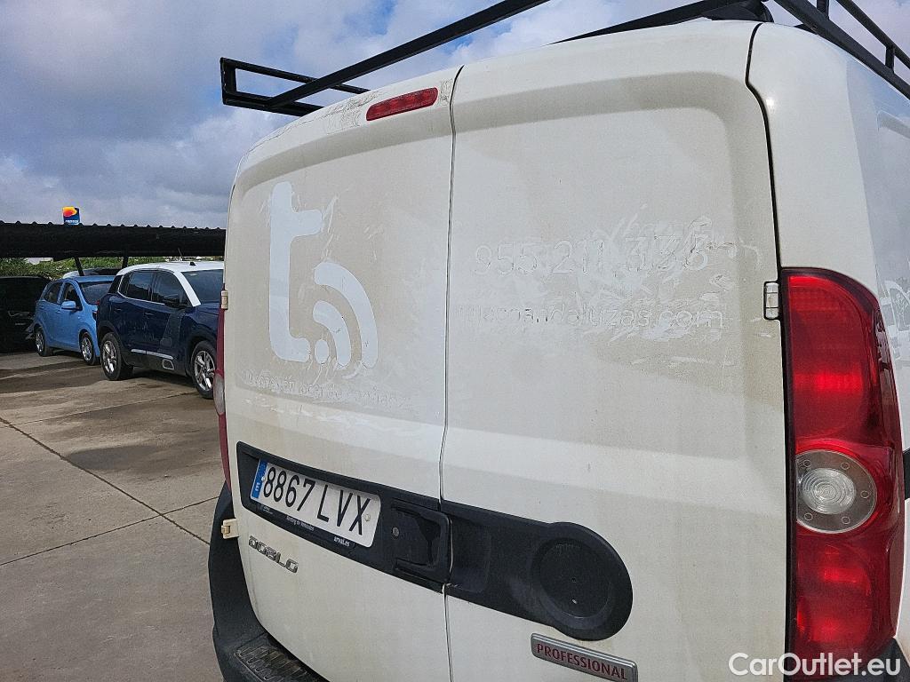  Fiat  Doblo FIAT Doblò Cargo/2015/4P/furgón derivado de turismo Cargo SX 1.6 Mjet 66kW (90CV) (AC) #11