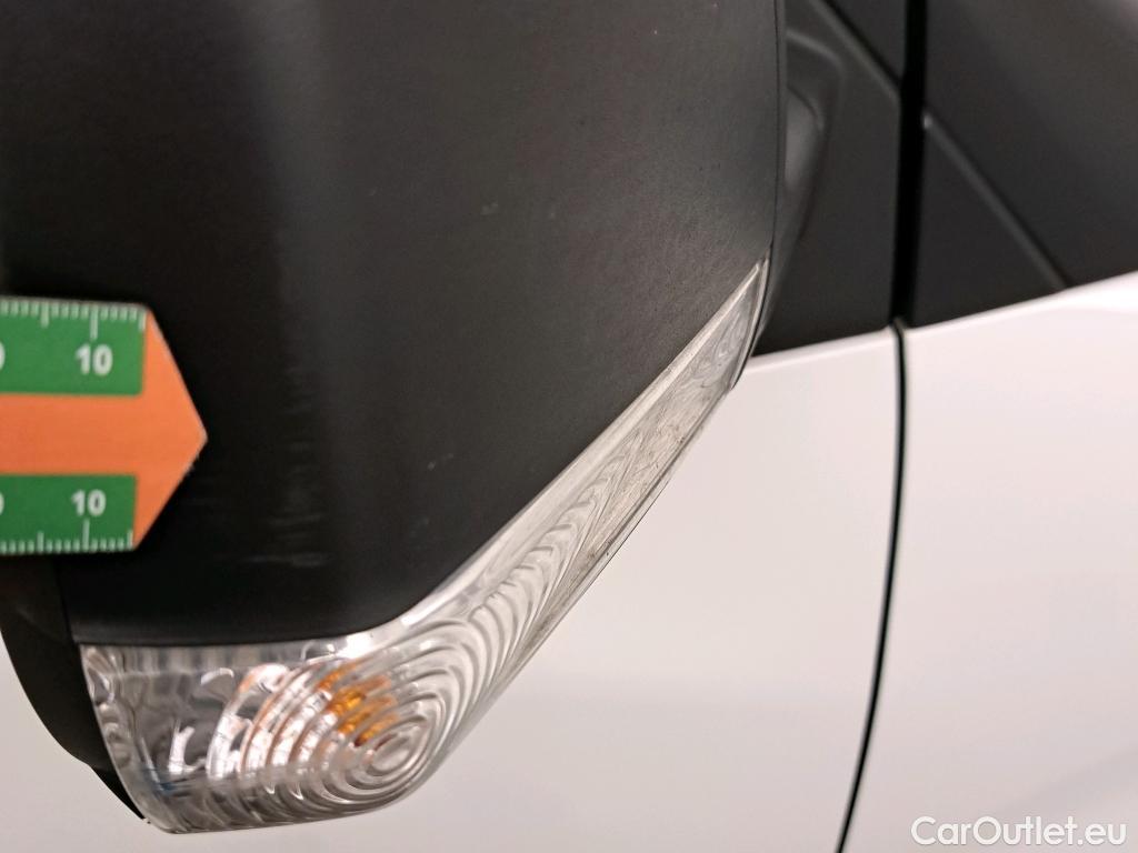  Fiat  Doblo FIAT Doblò Cargo/2015/4P/furgón derivado de turismo Cargo SX 1.3 Mjet 70 kW (95 CV) #31