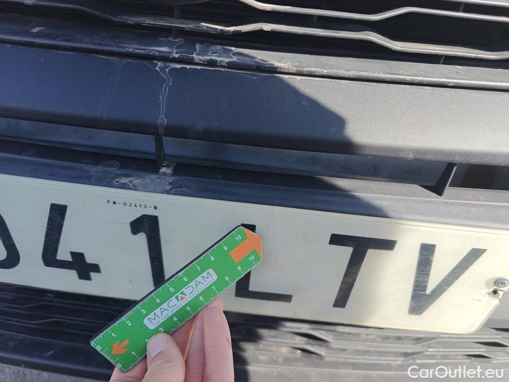  Fiat  Doblo FIAT Doblò Cargo/2015/4P/furgón derivado de turismo Cargo SX 1.3 Mjet 70 kW (95 CV) #81