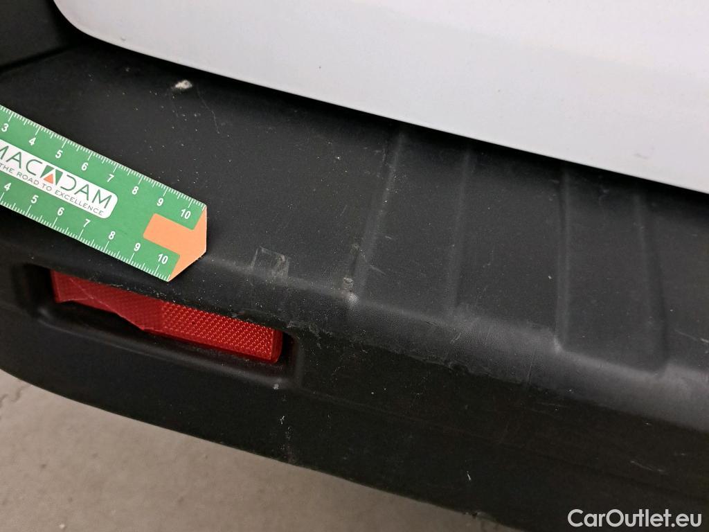  Nissan  NV300 NISSAN  / 2016 / 4P / furgón 2.0dCi 88kW (120CV) L2H1 1,2T Comfort #39