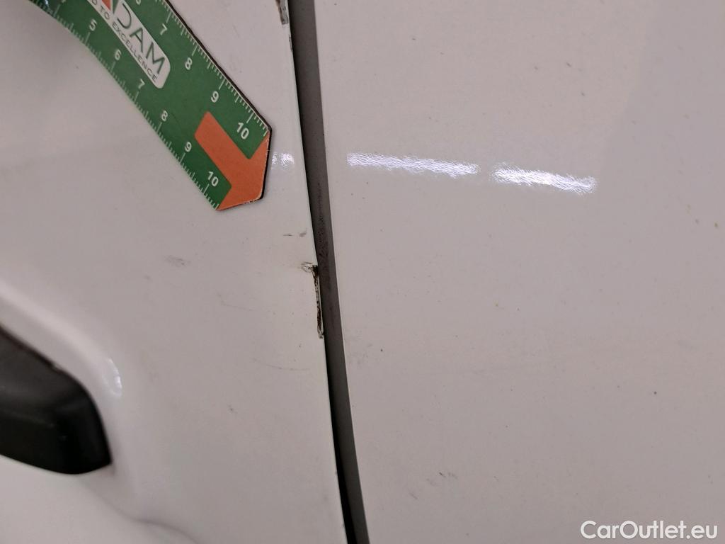  Nissan  NV300 NISSAN  / 2016 / 4P / furgón 2.0dCi 88kW (120CV) L2H1 1,2T Comfort #29