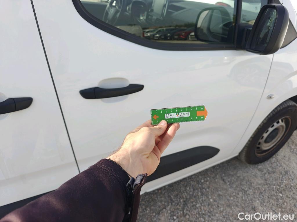  Opel  Combo OPEL  / 2018 / 3P / furgón derivado de turismo 1.5 TD 75kW (100CV) Express L H1 650kg (AC) #45