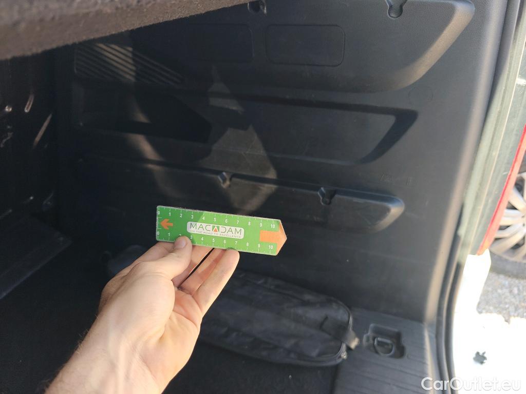  Opel  Combo OPEL  Life / 2018 / 5P / monovolumen compacto 1.5 TD 75kW (100CV) S/S Selective L #7