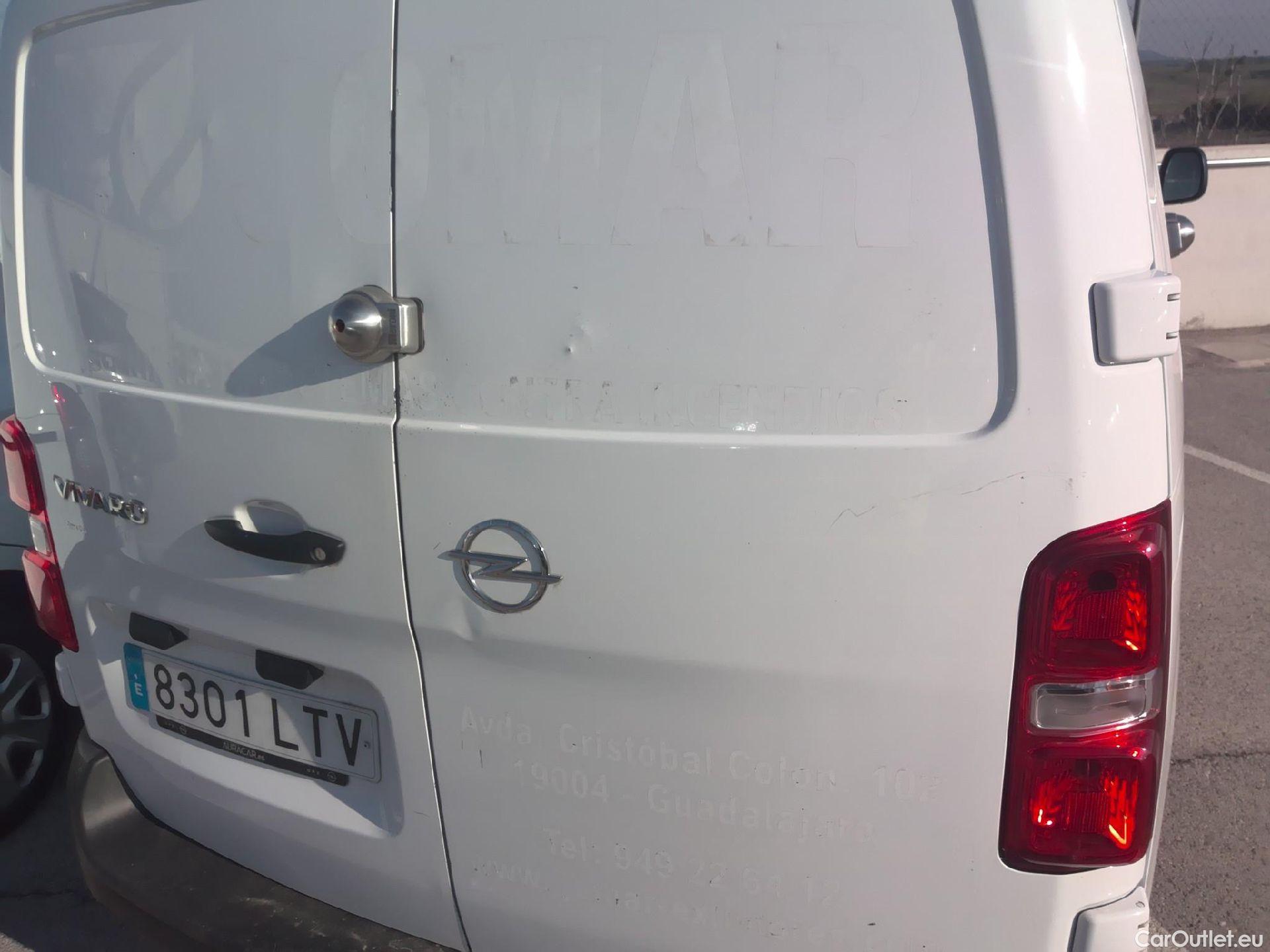  Opel  Vivaro OPEL  / 2019 / 4P / furgón  1.5 Diésel 74kW(100CV)M Std Exp #30