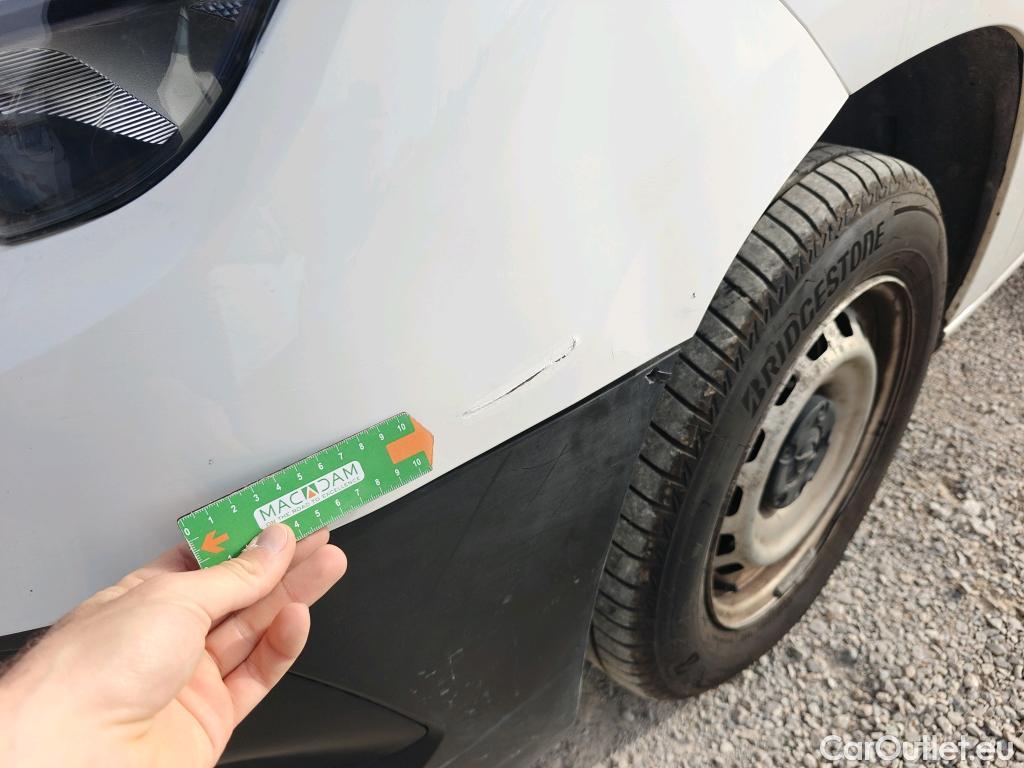  Opel  Combo OPEL  / 2018 / 3P / furgón derivado de turismo 1.5 TD 75kW (100CV) Express L H1 650kg (AC) #28