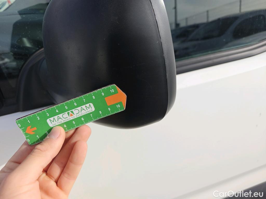  Opel  Combo OPEL  / 2018 / 3P / furgón derivado de turismo 1.5 TD 75kW (100CV) Express L H1 650kg (AC) #66