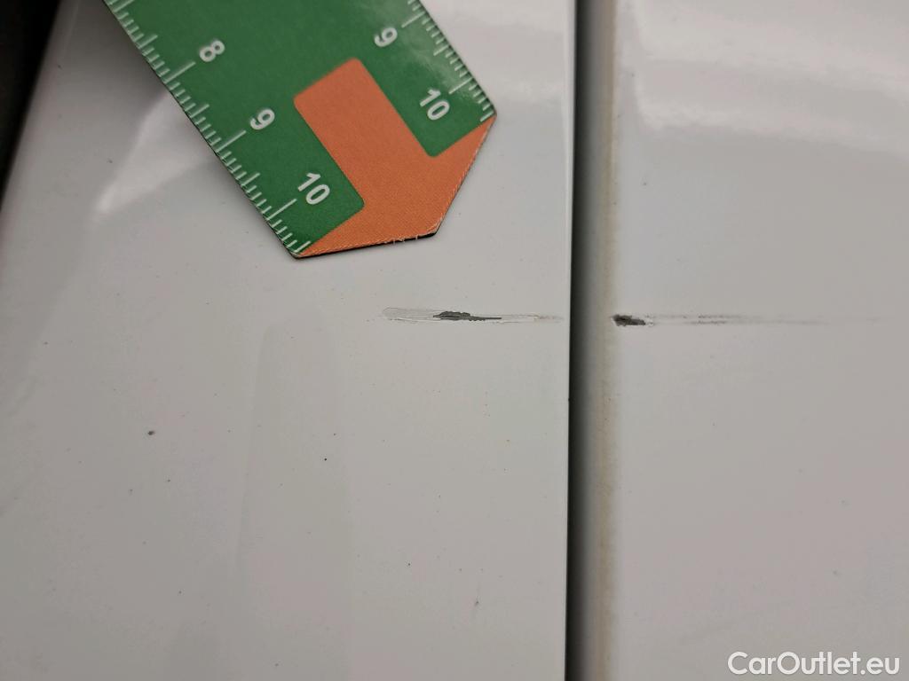  Nissan  NV300 NISSAN  / 2016 / 4P / furgón 2.0dCi 88kW (120CV) L2H1 1,2T Comfort #32