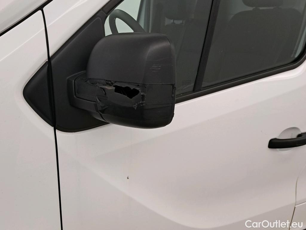  Nissan  NV300 NISSAN  / 2016 / 4P / furgón 2.0dCi 88kW (120CV) L2H1 1,2T Comfort #54