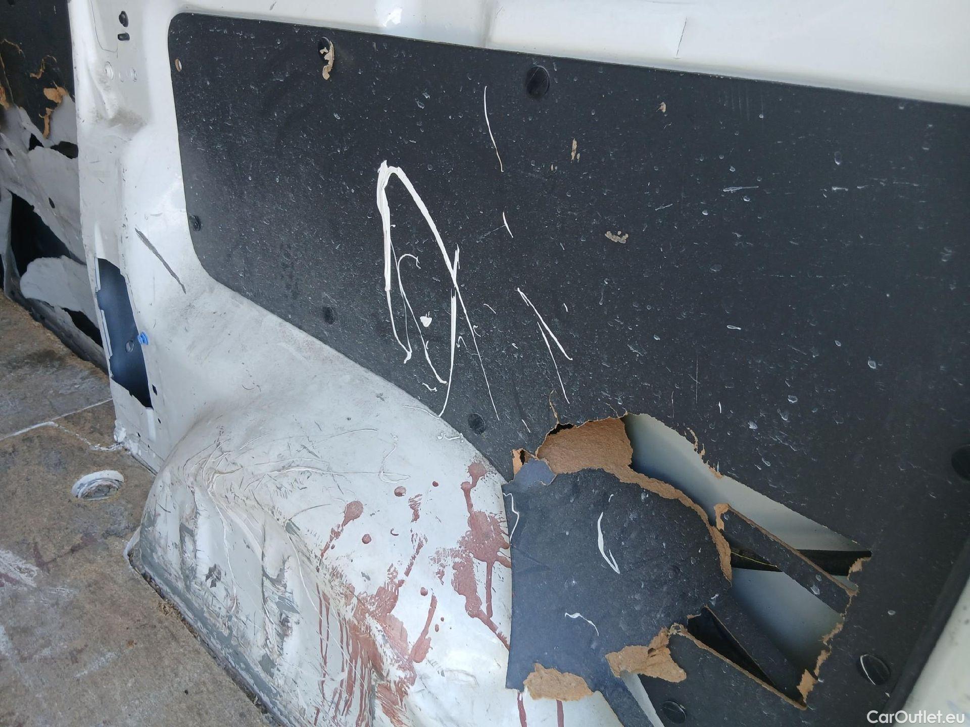  Peugeot  Expert PEUGEOT  / 2016 / 4P / furgón Furgón Pro 2.0 BlueHDi 120 S&S Standard #7