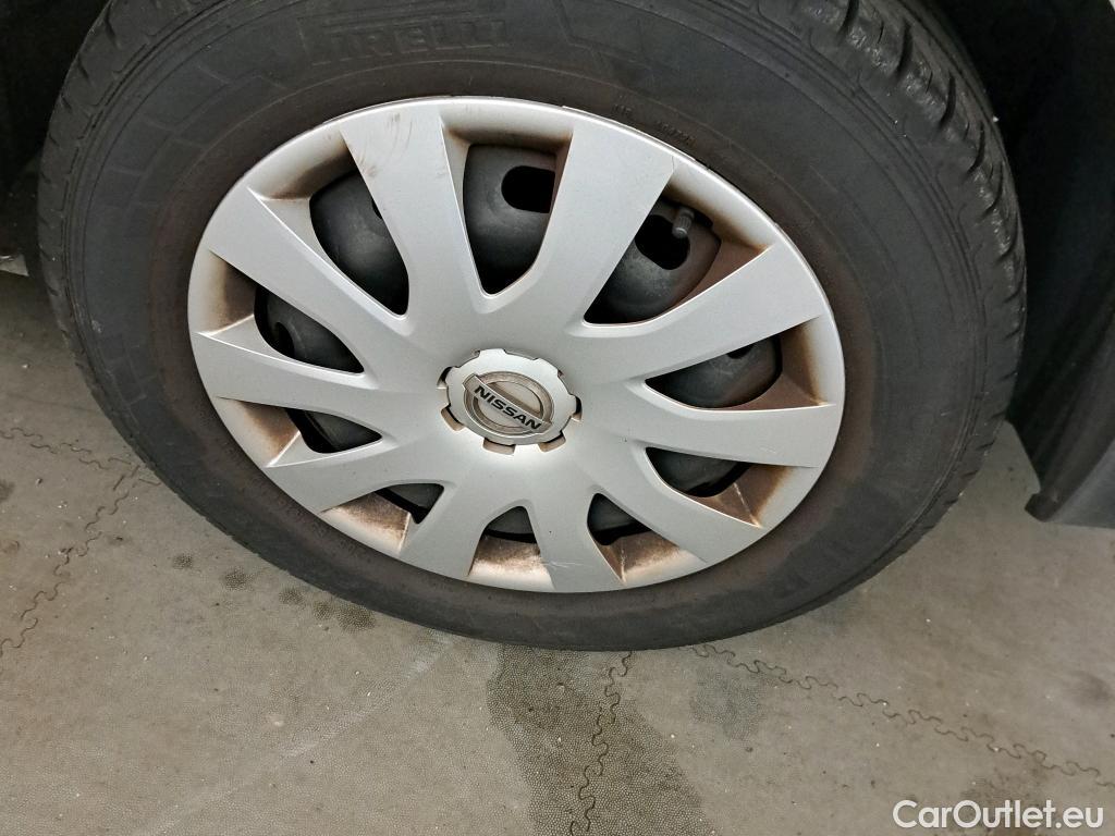  Nissan  NV300 NISSAN  / 2016 / 4P / furgón 2.0dCi 88kW (120CV) L2H1 1,2T Comfort #64