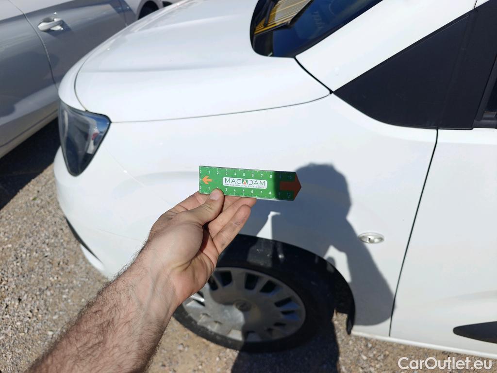  Opel  Combo OPEL  Life / 2018 / 5P / monovolumen compacto 1.5 TD 75kW (100CV) S/S Selective L #73