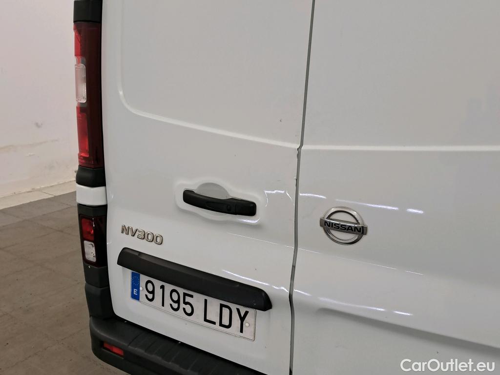  Nissan  NV300 NISSAN  / 2016 / 4P / furgón 2.0dCi 88kW (120CV) L2H1 1,2T Comfort #28