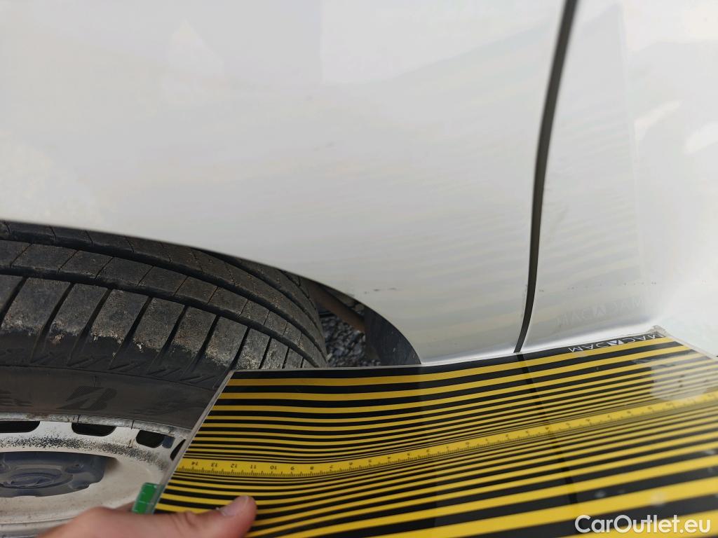  Opel  Combo OPEL  / 2018 / 3P / furgón derivado de turismo 1.5 TD 75kW (100CV) Express L H1 650kg (AC) #56