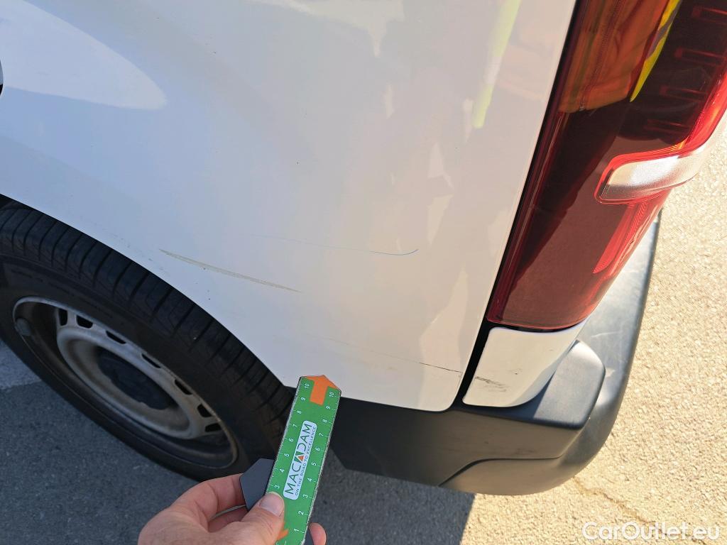  Opel  Combo OPEL  / 2018 / 3P / furgón derivado de turismo 1.5 TD 75kW (100CV) Express L H1 650kg (AC) #3