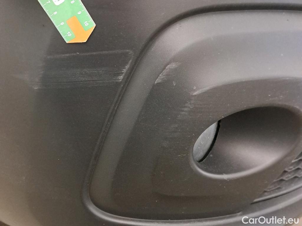  Nissan  NV300 NISSAN  / 2016 / 4P / furgón 2.0dCi 88kW (120CV) L2H1 1,2T Comfort #41