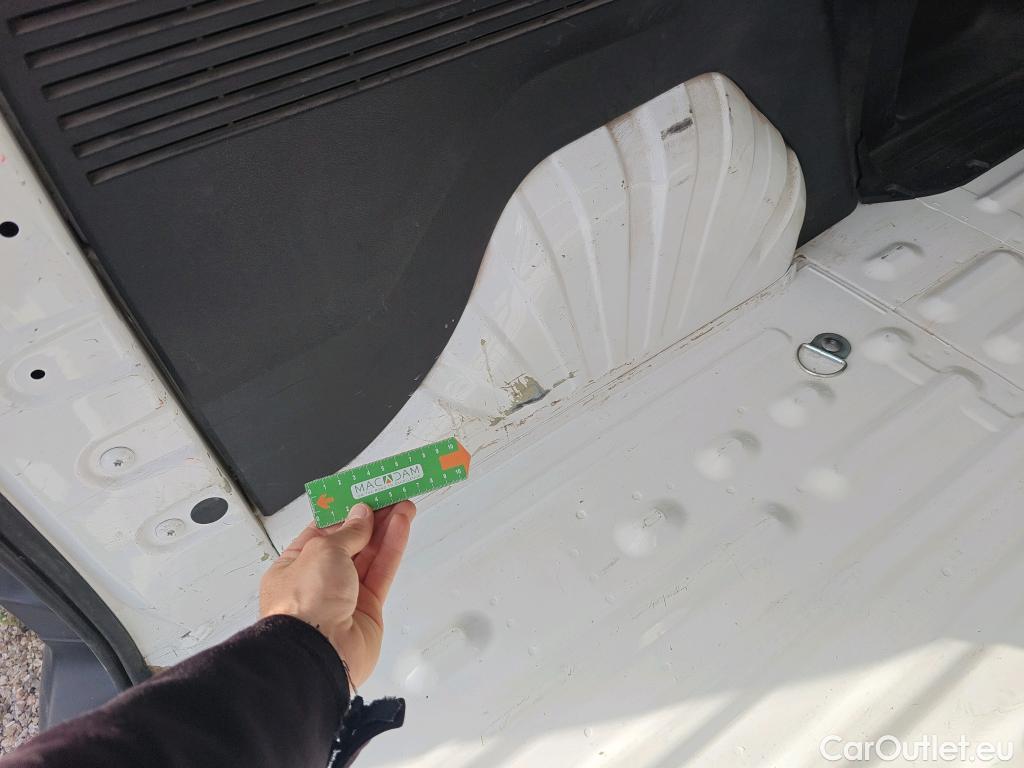  Opel  Combo OPEL  / 2018 / 3P / furgón derivado de turismo 1.5 TD 75kW (100CV) Express L H1 650kg (AC) #18