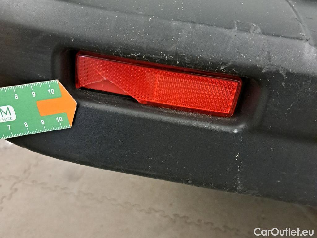  Nissan  NV300 NISSAN  / 2016 / 4P / furgón 2.0dCi 88kW (120CV) L2H1 1,2T Comfort #57