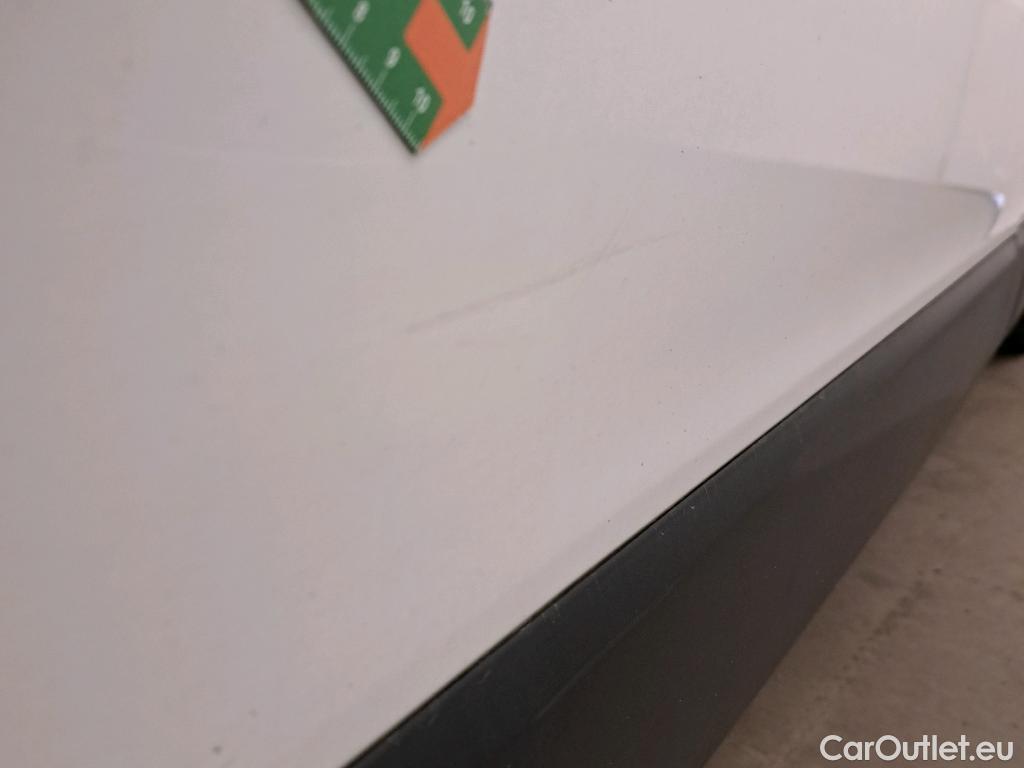  Nissan  NV300 NISSAN  / 2016 / 4P / furgón 2.0dCi 88kW (120CV) L2H1 1,2T Comfort #24