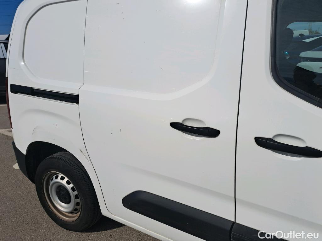  Peugeot  Partner PEUGEOT  / 2018 / 4P / furgón derivado de turismo Premium Standard 600kg BlueHDi 73kW #7