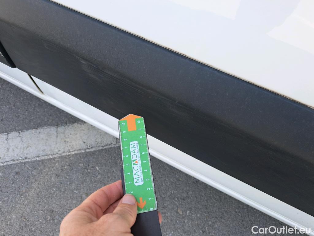  Peugeot  Partner PEUGEOT  / 2018 / 4P / furgón derivado de turismo Premium Standard 600kg BlueHDi 73kW #42