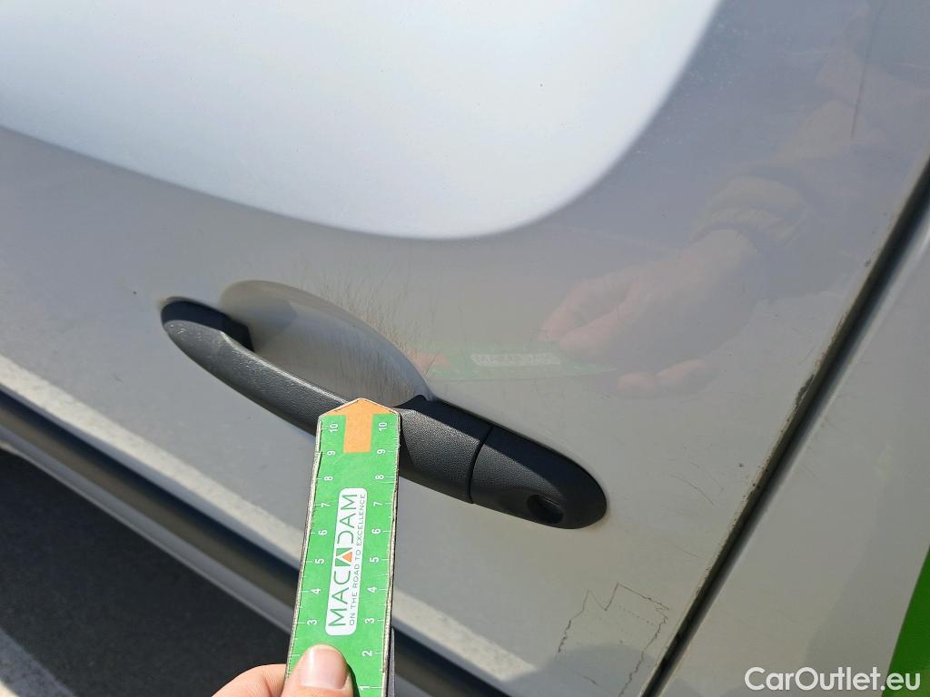  Renault  Kangoo RENAULT  Furgón/2013/3P/furgón derivado de turismo Profesional dCi 55 kW (75 CV) #26