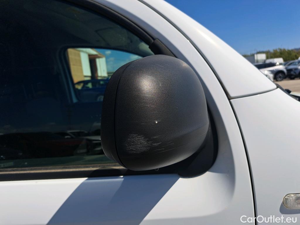  Renault  Kangoo RENAULT  Furgón/2013/3P/furgón derivado de turismo Profesional dCi 55 kW (75 CV) #43