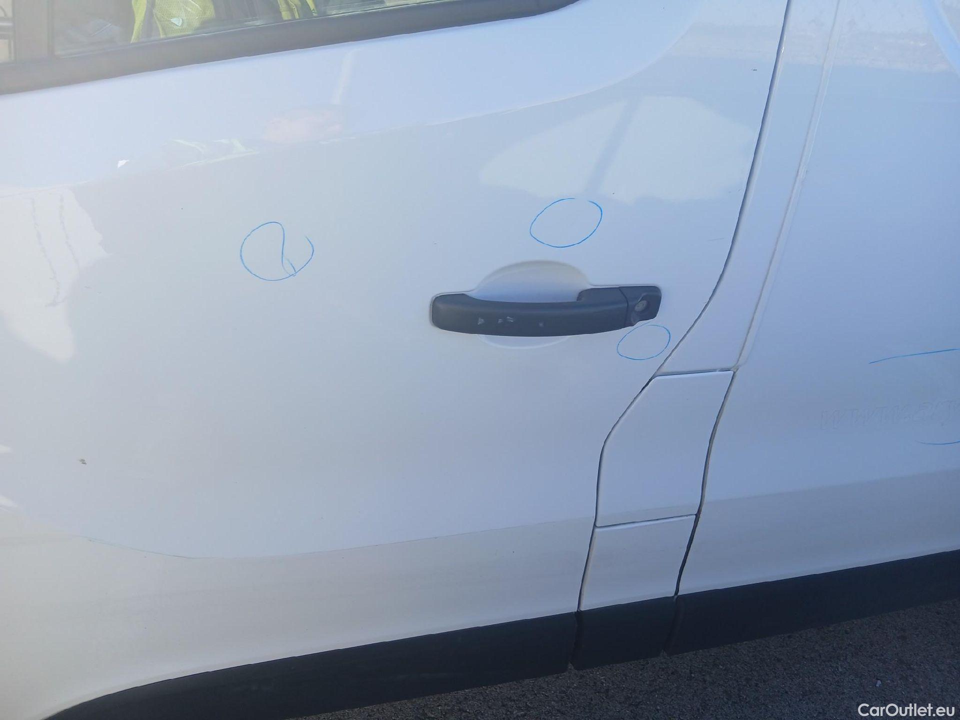  Renault  Trafic RENAULT  / 2021 / 4P / furgón Furgón L1H1 Blue dCi 96 Kw (130 CV) CUA #28