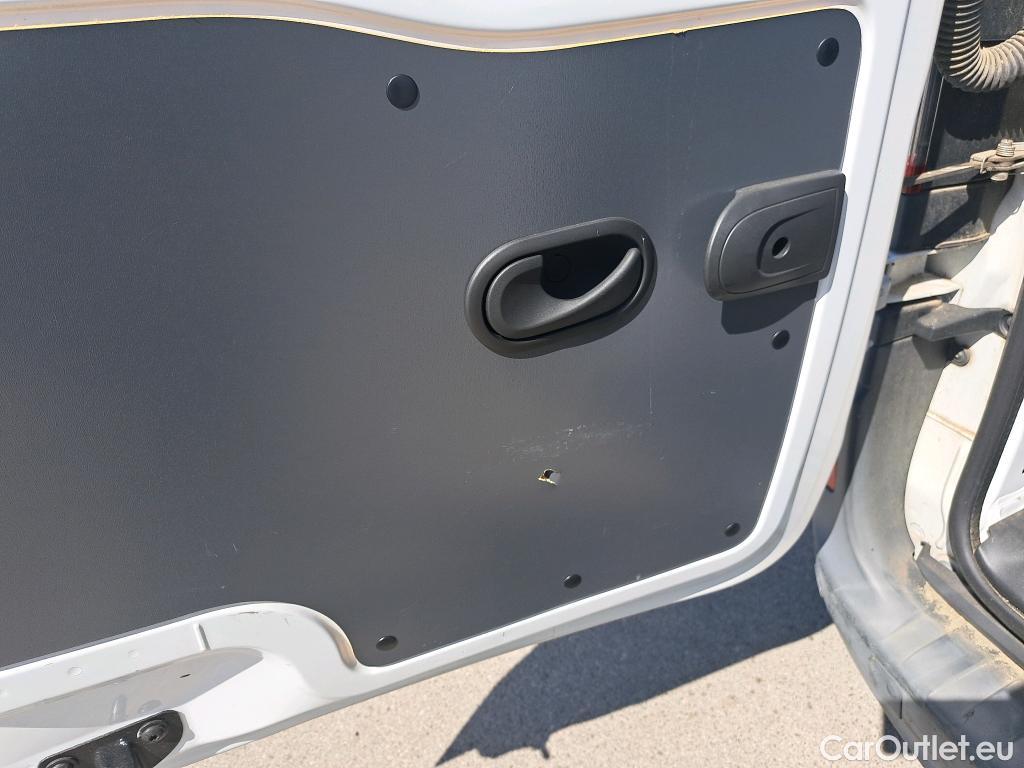  Renault  Kangoo RENAULT  Furgón/2013/3P/furgón derivado de turismo Profesional dCi 55 kW (75 CV) #17