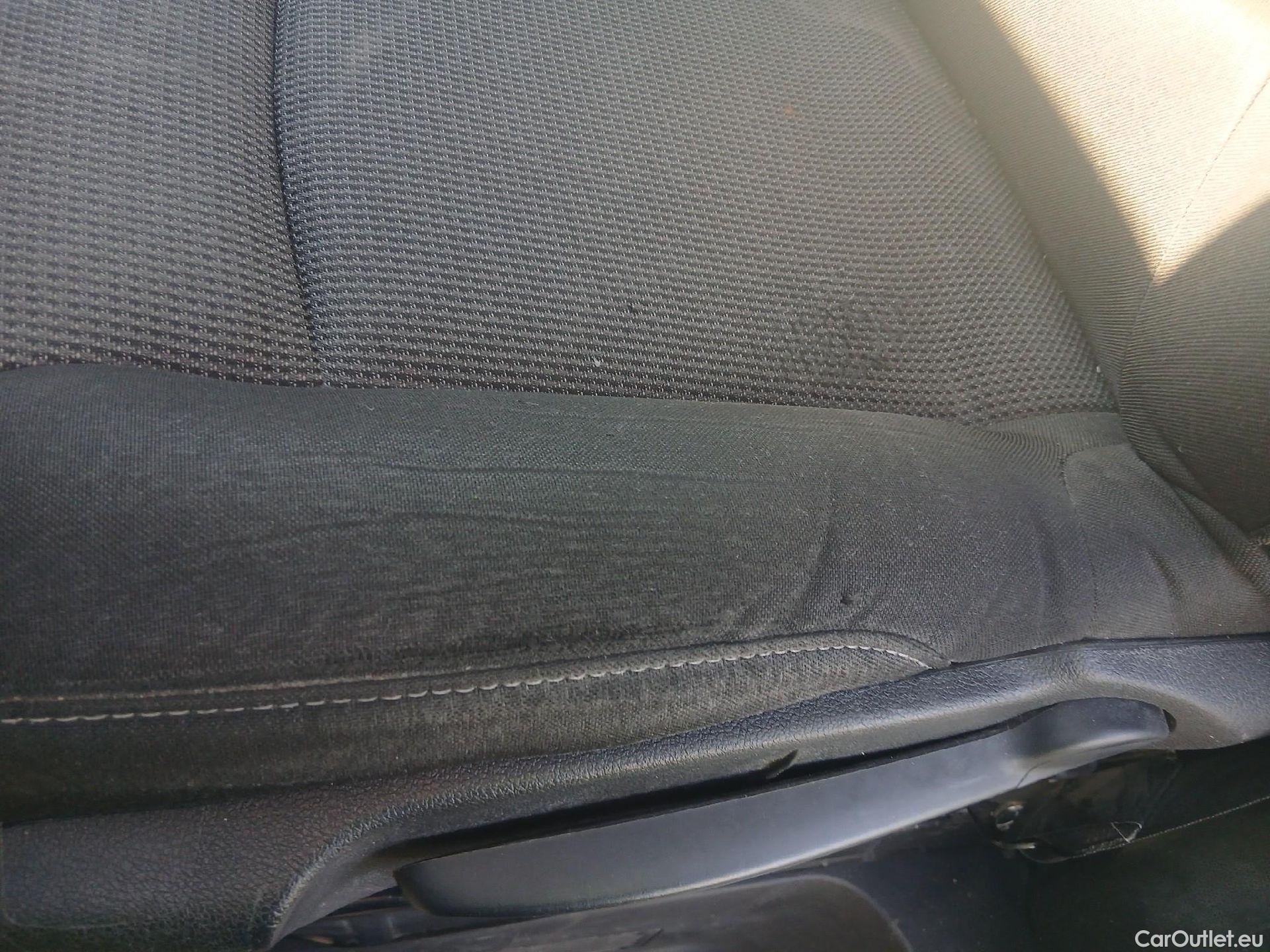  Renault  Trafic RENAULT  / 2021 / 4P / furgón Furgón L1H1 Blue dCi 96 Kw (130 CV) CUA #12