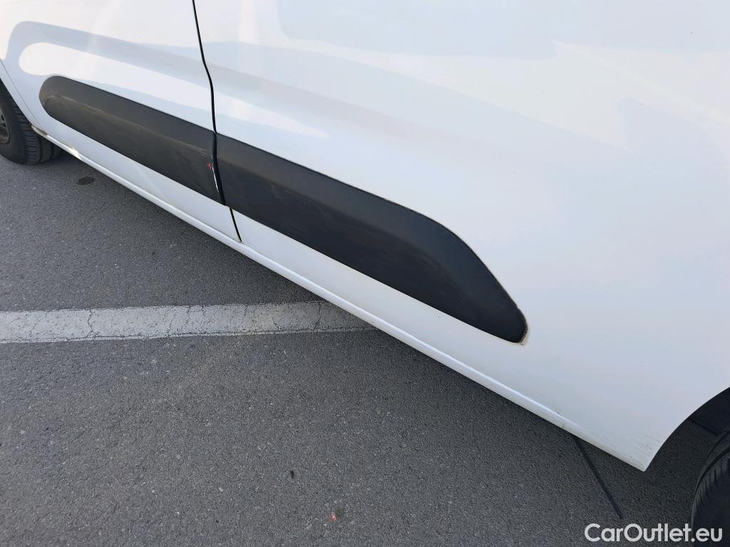  Peugeot  Partner PEUGEOT  / 2018 / 4P / furgón derivado de turismo Premium Standard 600kg BlueHDi 73kW #41