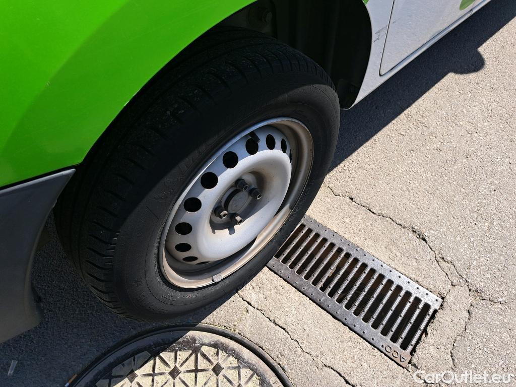  Renault  Kangoo RENAULT  Furgón/2013/3P/furgón derivado de turismo Profesional dCi 55 kW (75 CV) #42