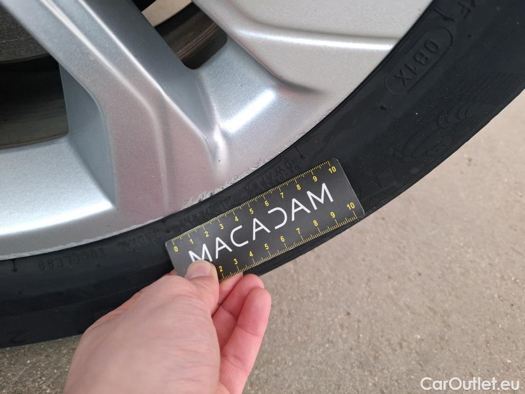  Land Rover  Discovery LAND ROVER  Sport / 2019 / 5P / SUV 1.5 P300e PHEV AUTO 4WD #20