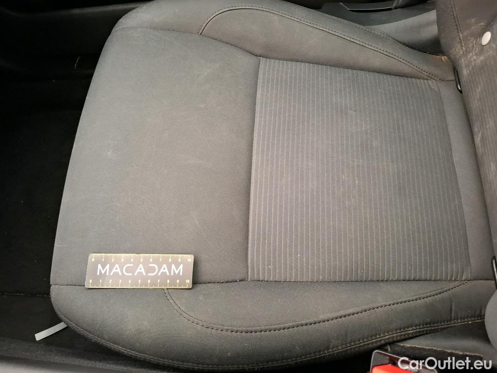  Land Rover  Discovery LAND ROVER  Sport / 2019 / 5P / SUV 1.5 P300e PHEV AUTO 4WD #34