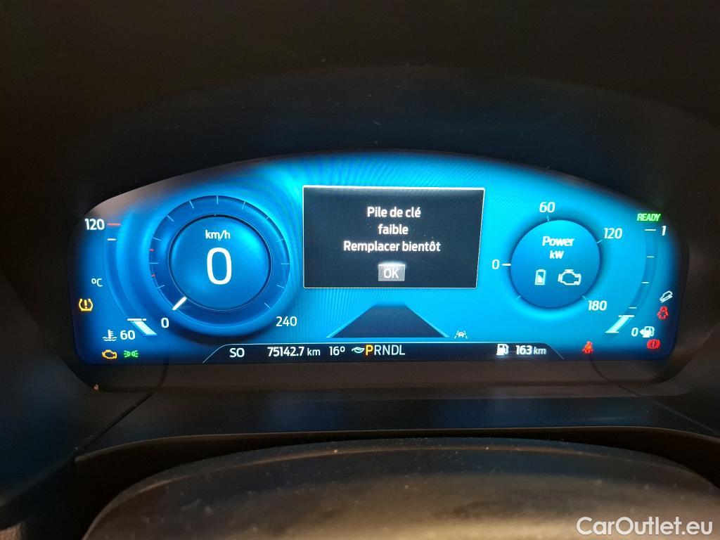  Ford  Kuga FORD  / 2019 / 5P / SUV 2.5 190 hybrid Flexifuel Pshift Titanium #60