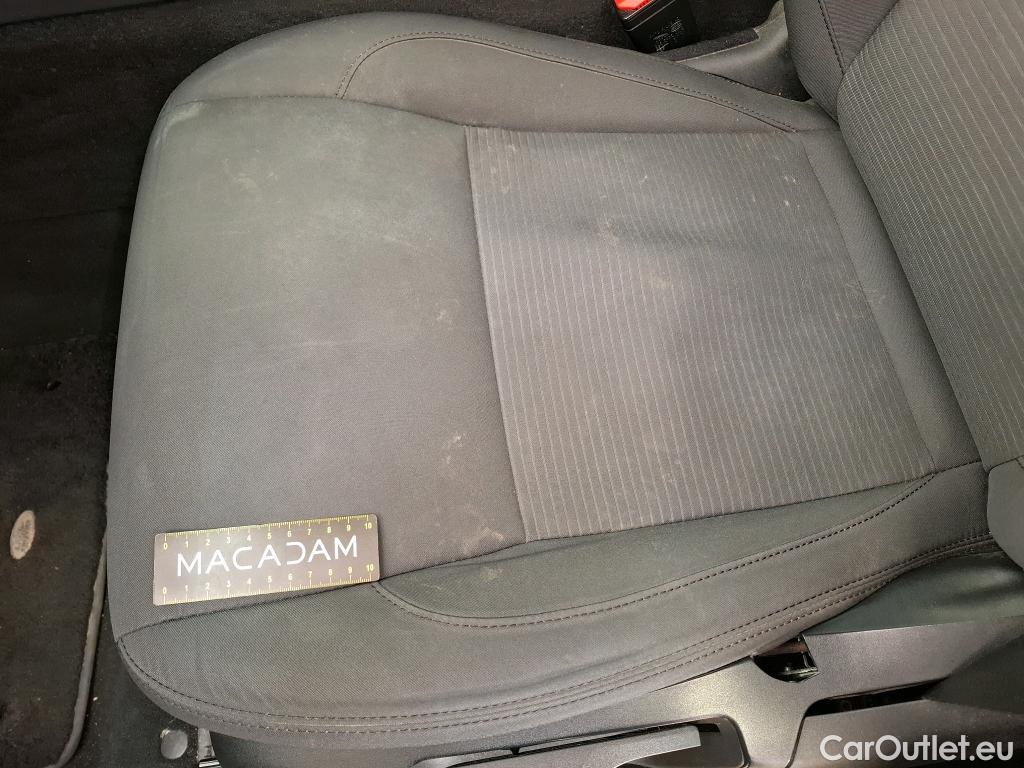  Land Rover  Discovery LAND ROVER  Sport / 2019 / 5P / SUV 1.5 P300e PHEV AUTO 4WD #36