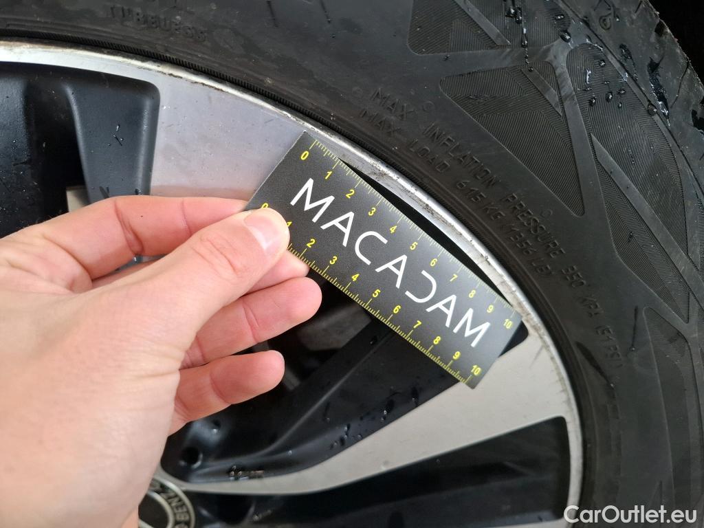  Mercedes  A-Klasse MERCEDES BENZ Classe A Compact  2018  5P  Berline A 250 e Business Line 8G DCT #27