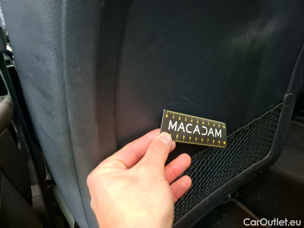  Mercedes  A-Klasse MERCEDES BENZ Classe A Compact  2018  5P  Berline A 250 e Business Line 8G DCT #14