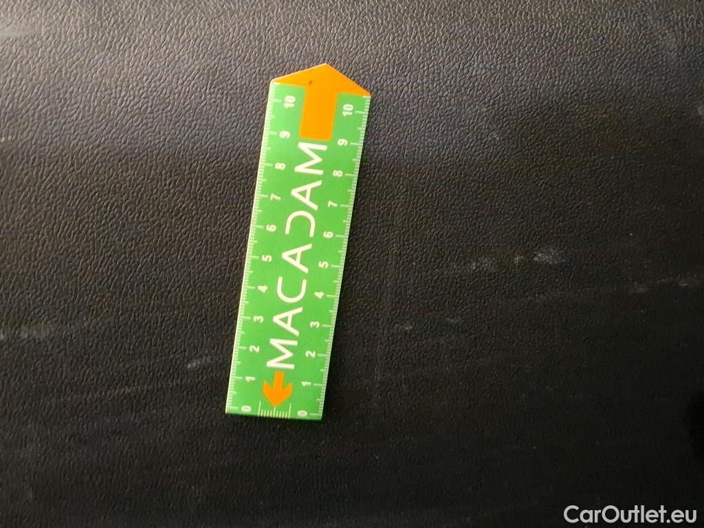  Ford  Kuga FORD  / 2019 / 5P / SUV 2.5 190 hybrid Flexifuel Pshift Titanium #39