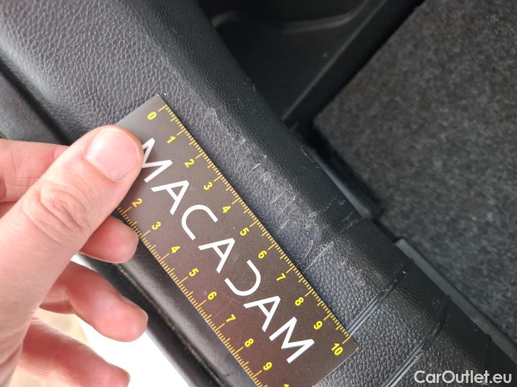  Hyundai  i20  Intuitive 1.2 85CV BVM5 E6 #24