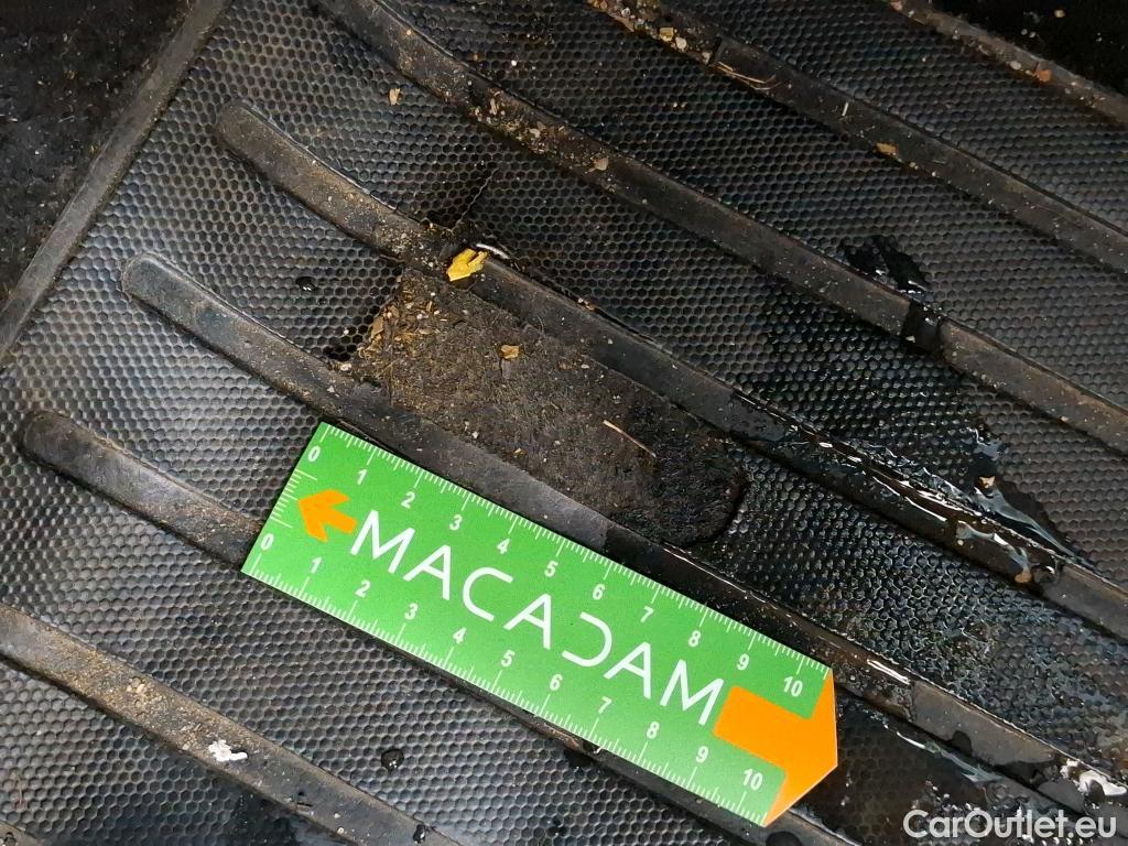  Peugeot  2008  Allure Business 1.5 HDi 110CV BVM6 E6d #12