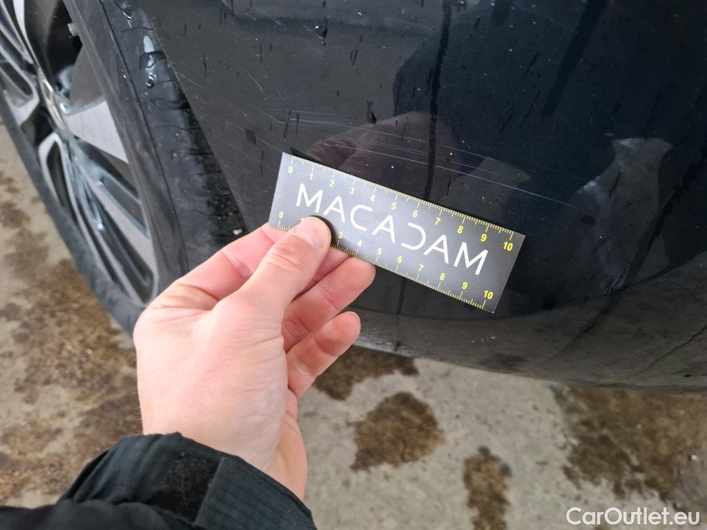  Mercedes  A-Klasse MERCEDES BENZ Classe A Compact  2018  5P  Berline A 250 e Business Line 8G DCT #4