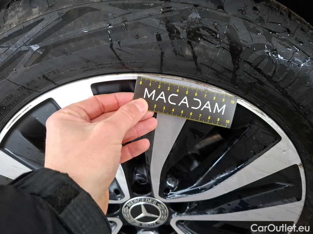  Mercedes  A-Klasse MERCEDES BENZ Classe A Compact  2018  5P  Berline A 250 e Business Line 8G DCT #8