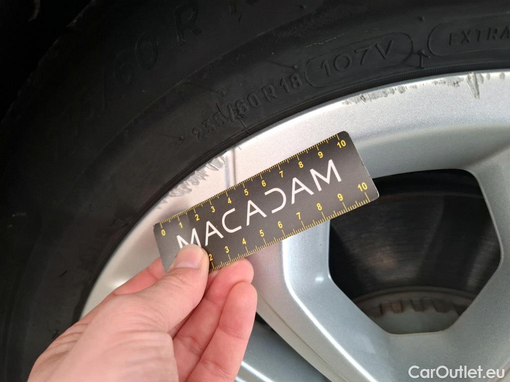  Land Rover  Discovery LAND ROVER  Sport / 2019 / 5P / SUV 1.5 P300e PHEV AUTO 4WD #13