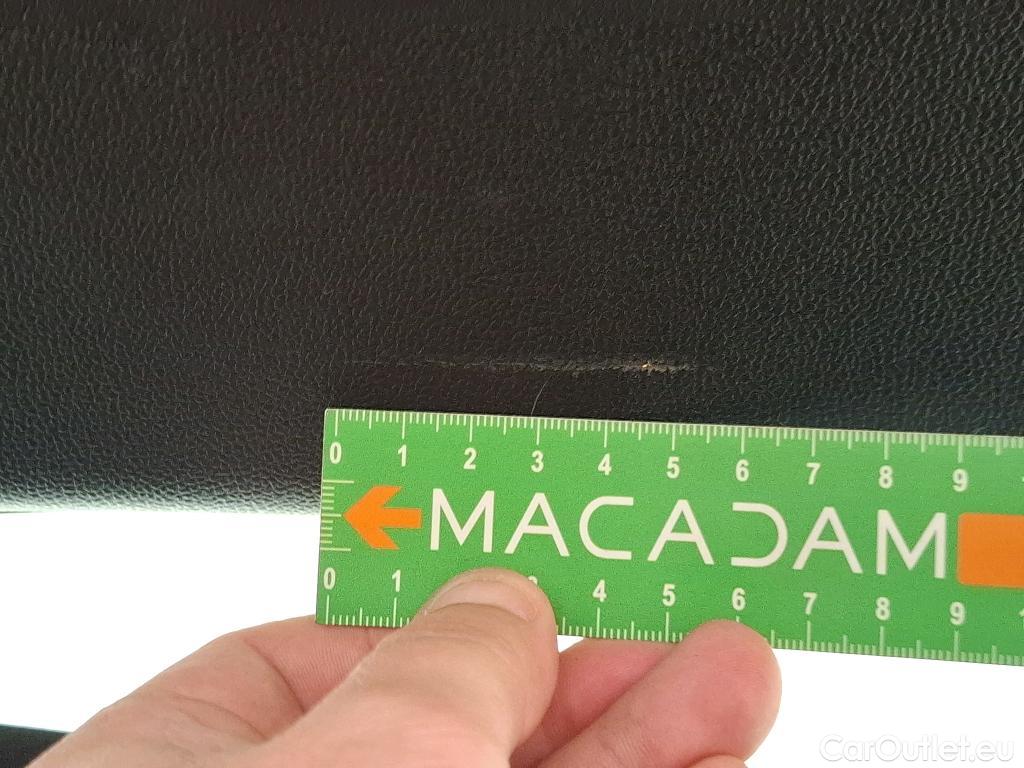  Ford  Kuga FORD  / 2019 / 5P / SUV 2.5 190 hybrid Flexifuel Pshift Titanium #44