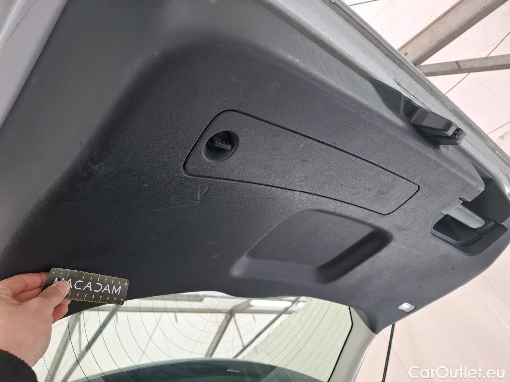  Land Rover  Discovery LAND ROVER  Sport / 2019 / 5P / SUV 1.5 P300e PHEV AUTO 4WD #24