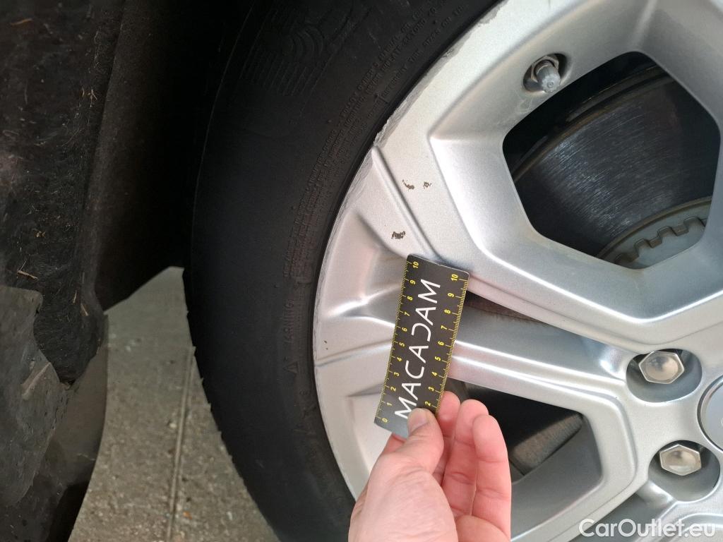  Land Rover  Discovery LAND ROVER  Sport / 2019 / 5P / SUV 1.5 P300e PHEV AUTO 4WD #22